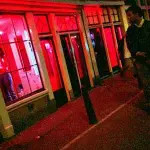 Quartiere a luci rosse di Amsterdam è pronto a riaprire