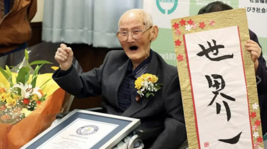 Uomo più vecchio del mondo muore poco dopo aver ottenuto il record