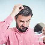 Ecco perché lo stress fa fare i capelli bianchi