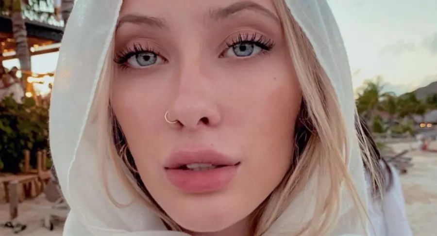 Modella "vende" il suo corpo su Instagram per salvare l'Australia