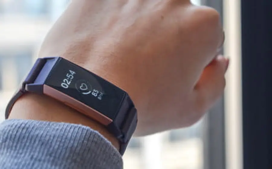 Google è pronto a comprare Fitbit per 2 miliardi