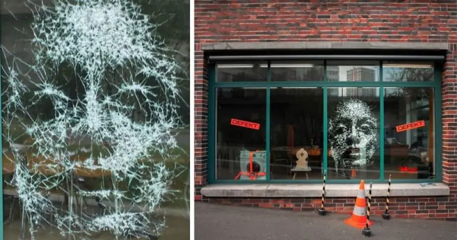 Ragazzo rompe vetri per creare opere artistiche ad effetto