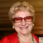 Valeria Valeri si è spenta: addio alla regina del teatro italiano