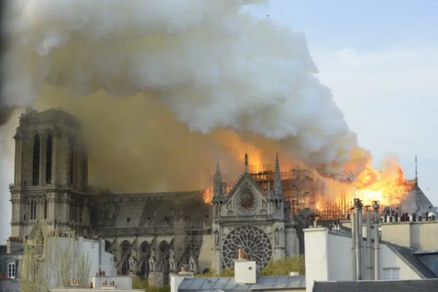 Piombo nel sangue: controlli dopo l'incendio di Notre-Dame
