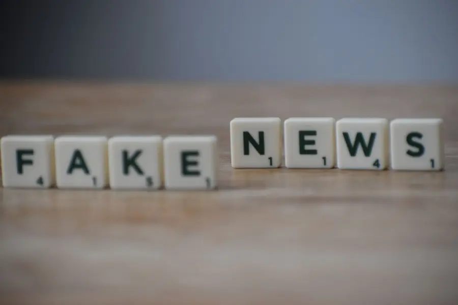 Come riconoscere una notizia falsa online