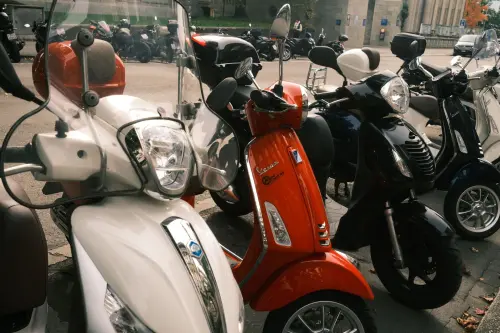 Scooter 125: patente richiesta e come sceglierlo
