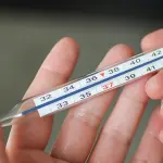 Il cambiamento climatico costringerà ad aumentare l'uso di aria condizionata: farà bene?