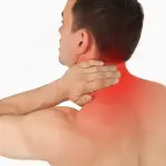 Dolore cervicale: cos’è e quali esercizi e consigli per alleviarlo