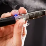 La ecig danneggia i vasi sanguigni come la classica sigaretta