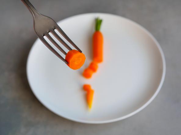 Fare il digiuno aiuta a proteggere l'intestino dai batteri