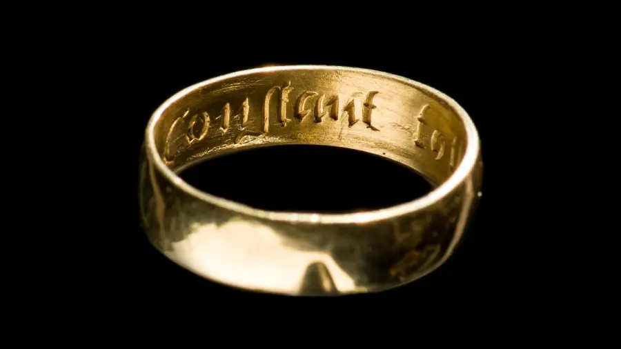 Ritrovato anello di 370 anni fa nel Regno Unito