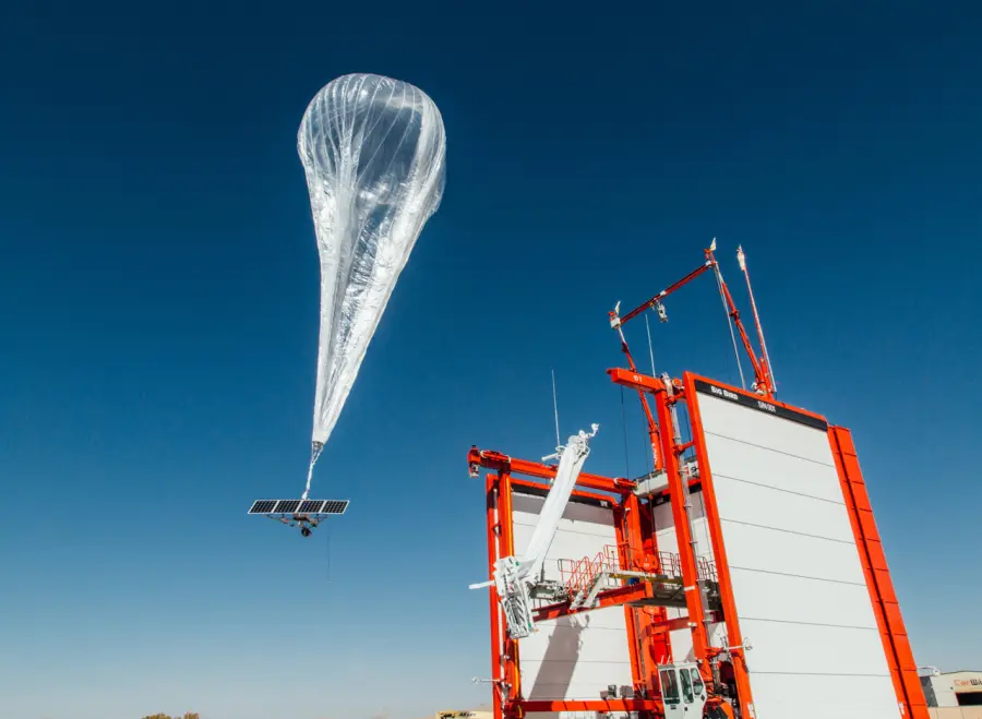 Viaggio del pallone Google Loon batte il record di 300 giorni