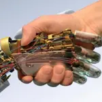 Perché l'uomo sottovaluta l'intelligenza artificiale?