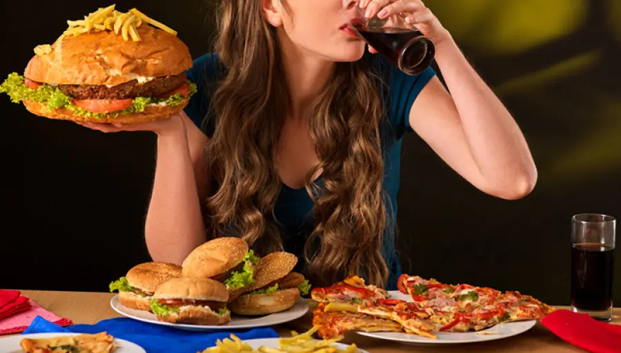 Le grandi abbuffate possono non fare male alla salute, secondo uno studio