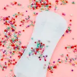 Governo australiano distribuisce assorbenti gratuiti nelle scuole